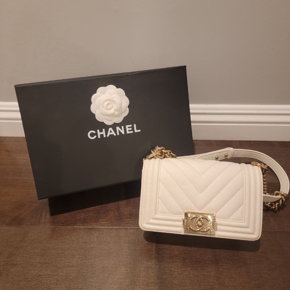 CHANEL SMALL BOY BAG (WHITE W/GOLD)